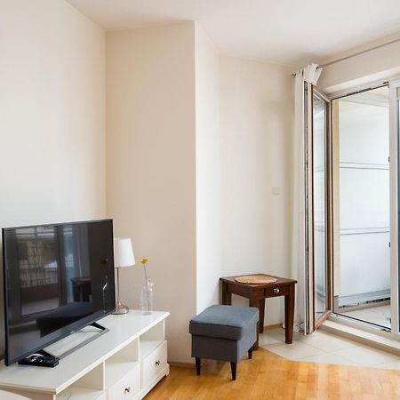Metro Ksiecia Janusza Cosy Apartment 바르샤바 외부 사진