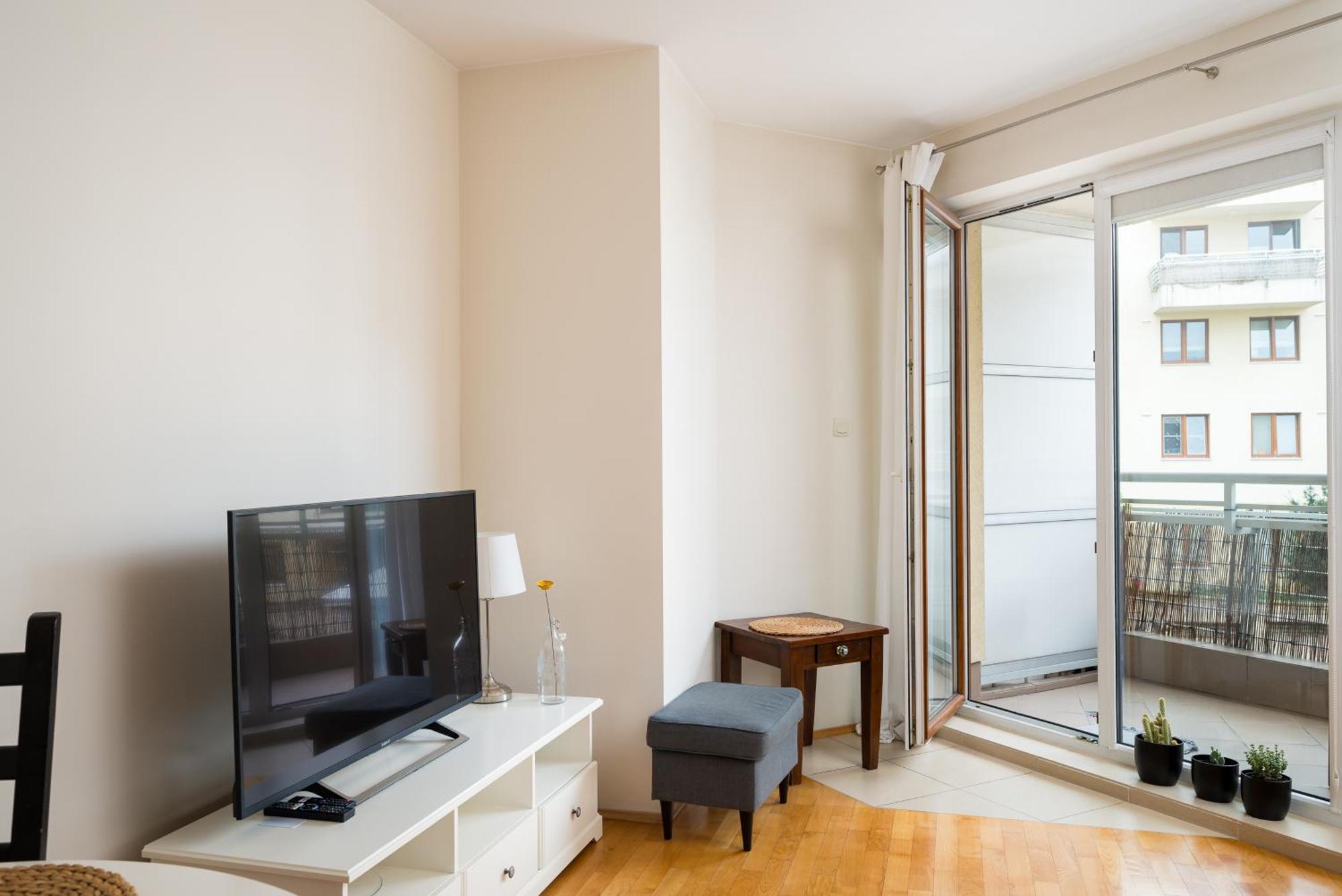 Metro Ksiecia Janusza Cosy Apartment 바르샤바 외부 사진